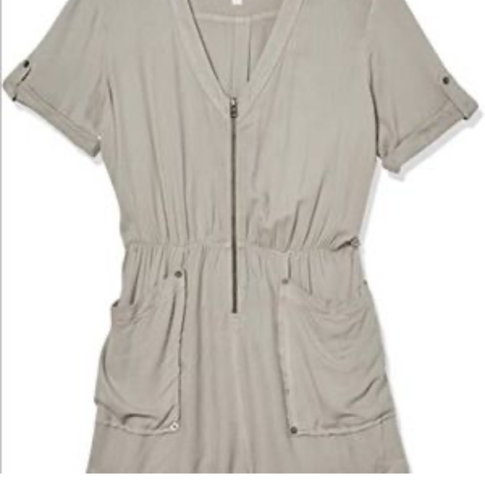 Super comfy fashionable romper!
